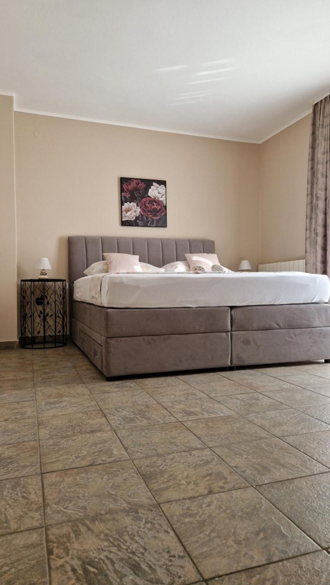 Cosy Villa Near The Beach Zadar Extérieur photo