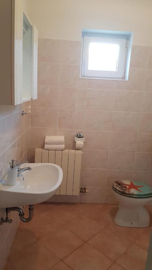 Cosy Villa Near The Beach Zadar Extérieur photo